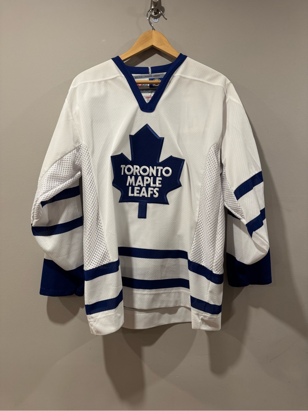 Vintage “CHEVALIER” CCM Toronto Maple Leafs Air-Knit Hockey Jersey – Size M